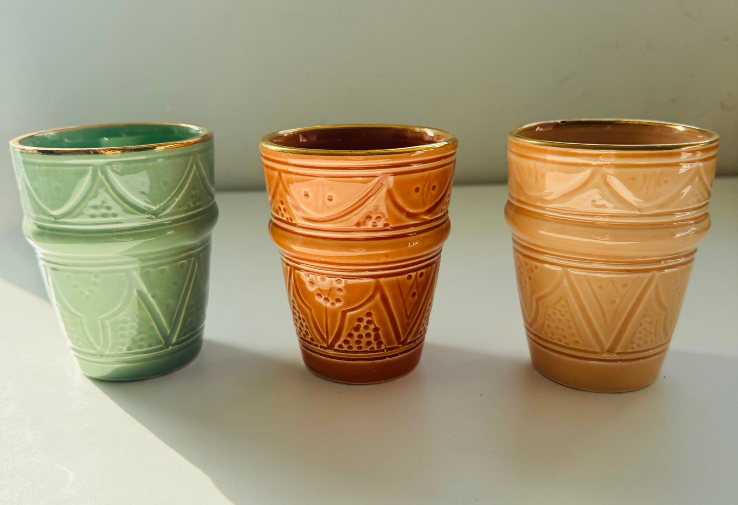 Mug artisanal  avec bordure dorée