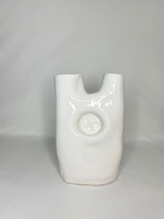 🤍 Vase sculptural blanc – Élégance contemporaine