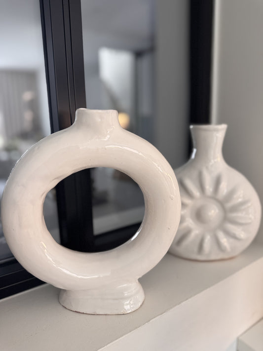 vase rond en céramique  artisanal blanc