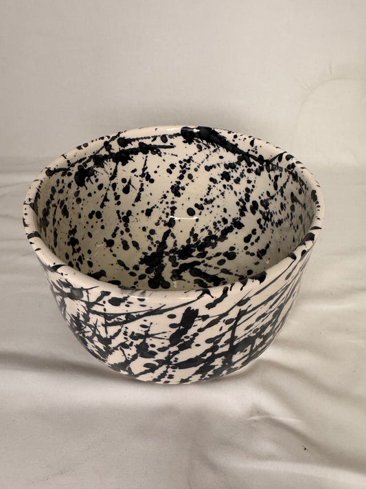 Saladier noir et blanc – Artisanat marocain minimaliste
